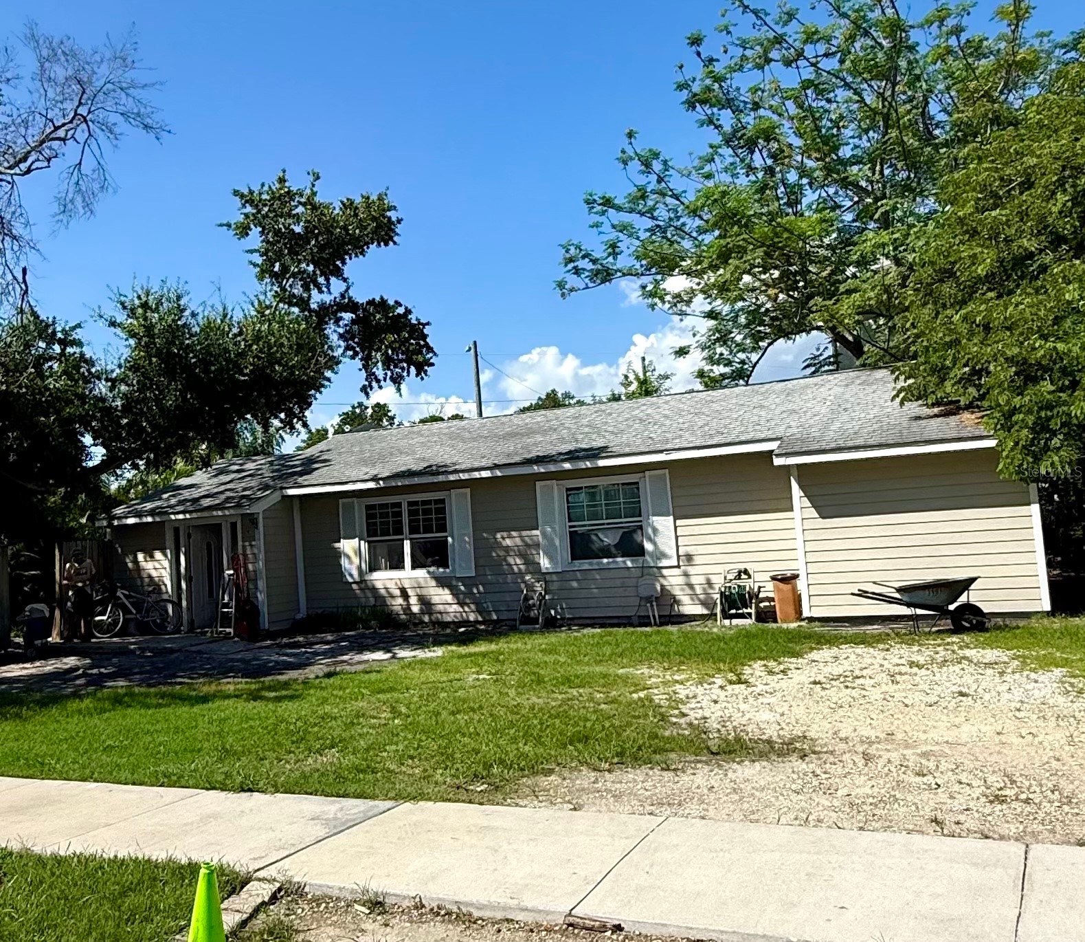 3619 W RENELLIE CIRCLE