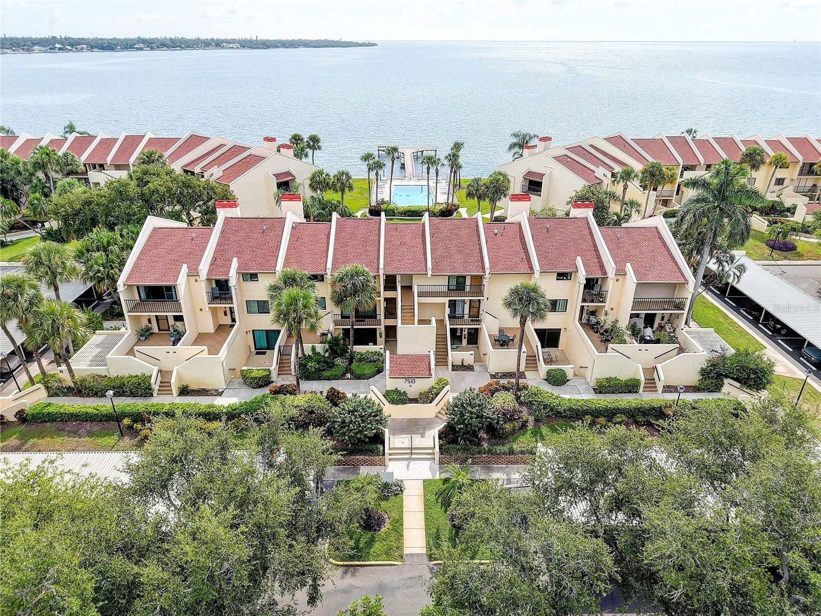 7510 SUNSHINE SKYWAY LANE S T13