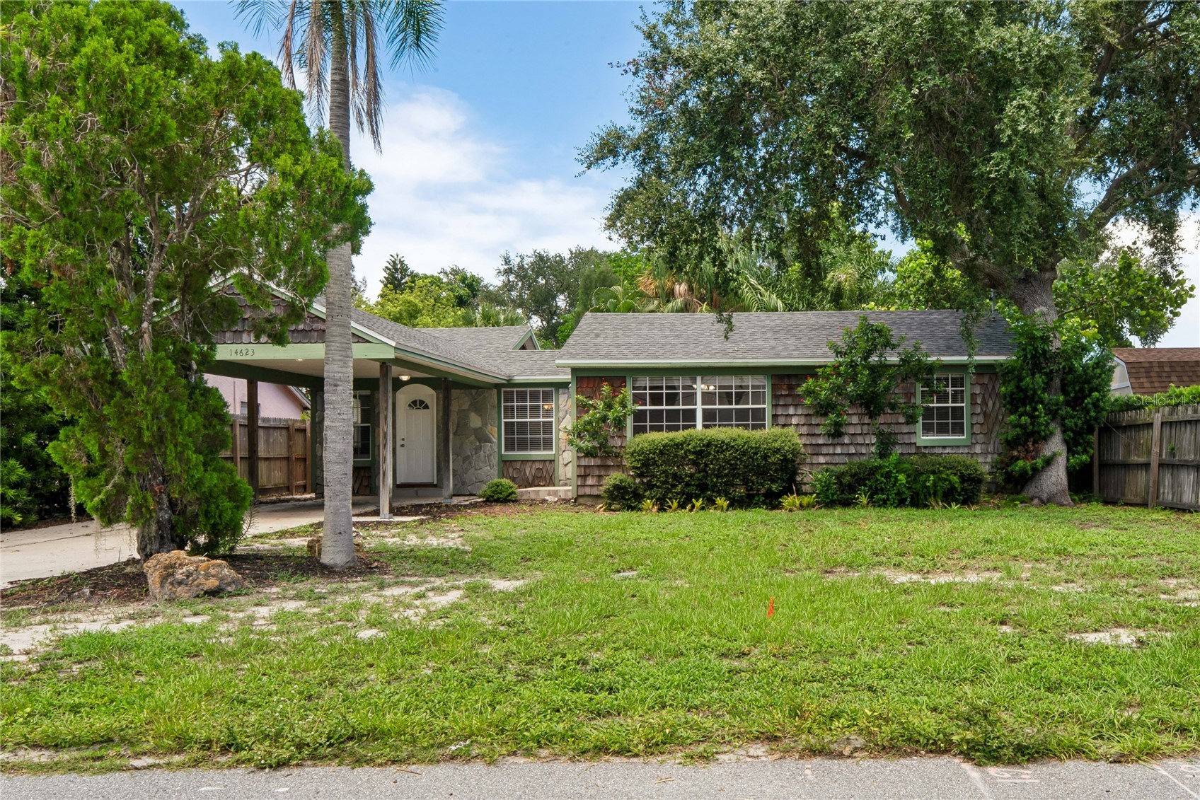 14623 SUNSET DRIVE
