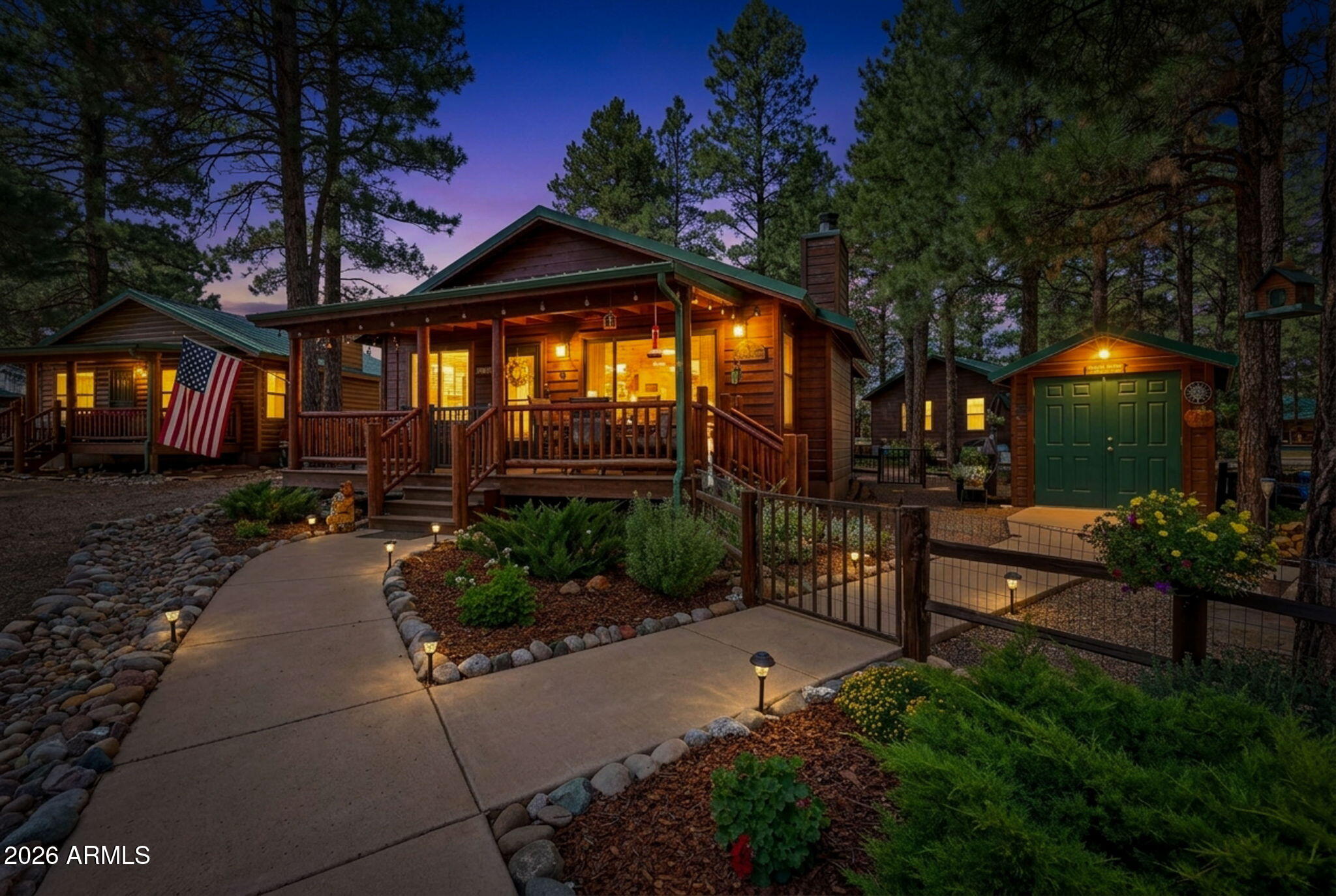 2701 PALOMINO Trail, Overgaard, AZ 85933