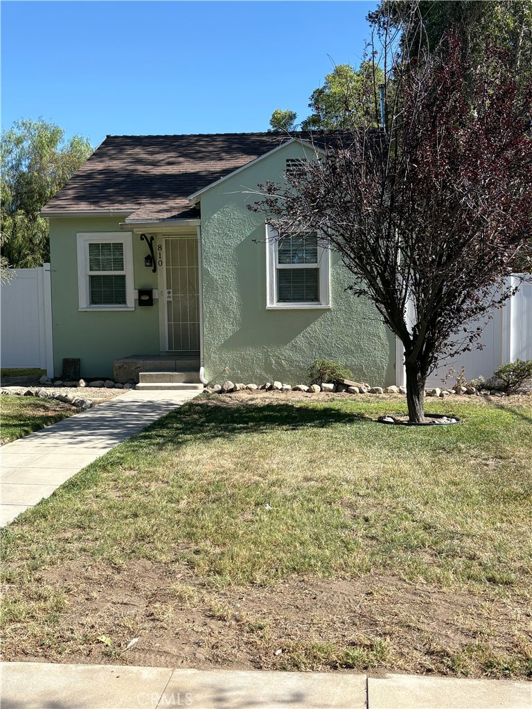 810 Campus 1