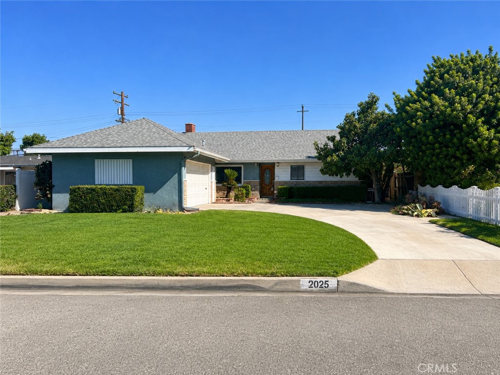 2025 E Idahome Street