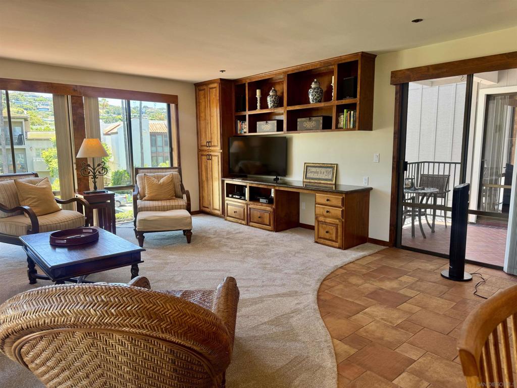 8110 El Paseo Grande 206