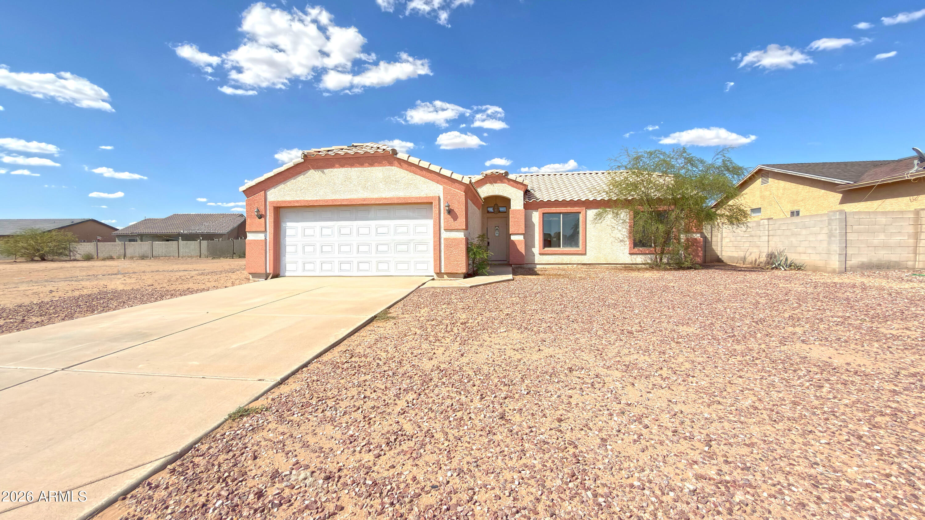 8306 W PINEVETA Drive, Arizona City, AZ 85123