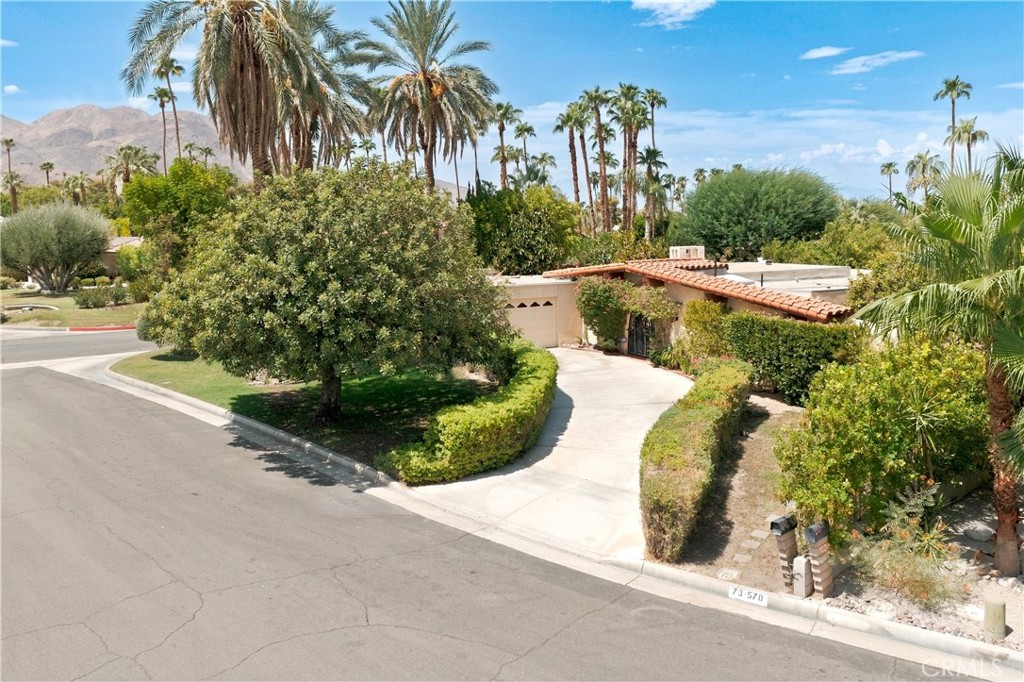 73570 Siesta Trail
