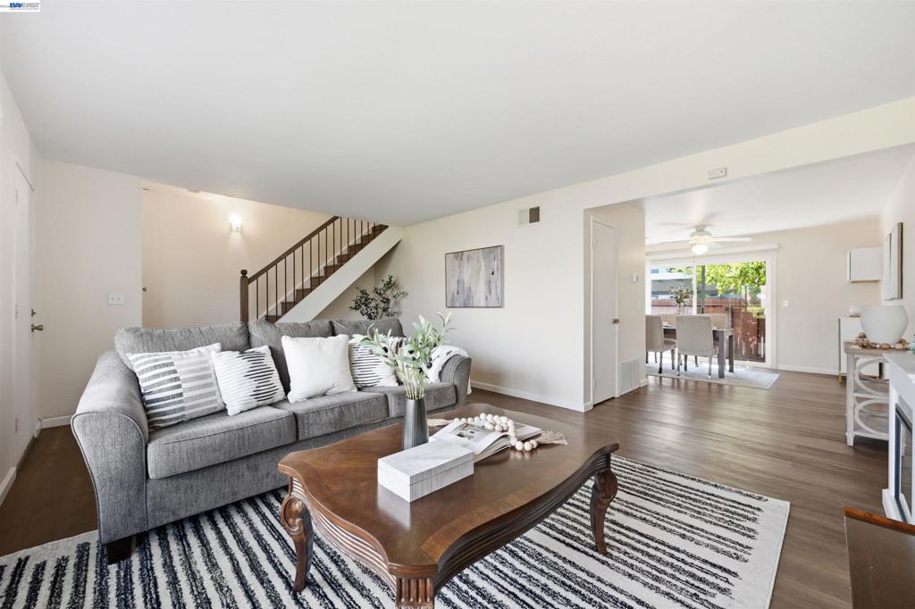 3159 Saginaw Court