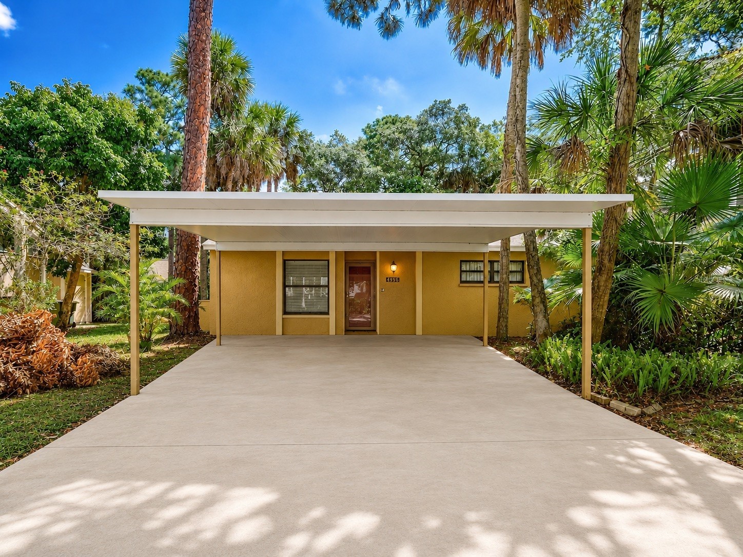 4956 VILLAGE GARDENS DRIVE 145