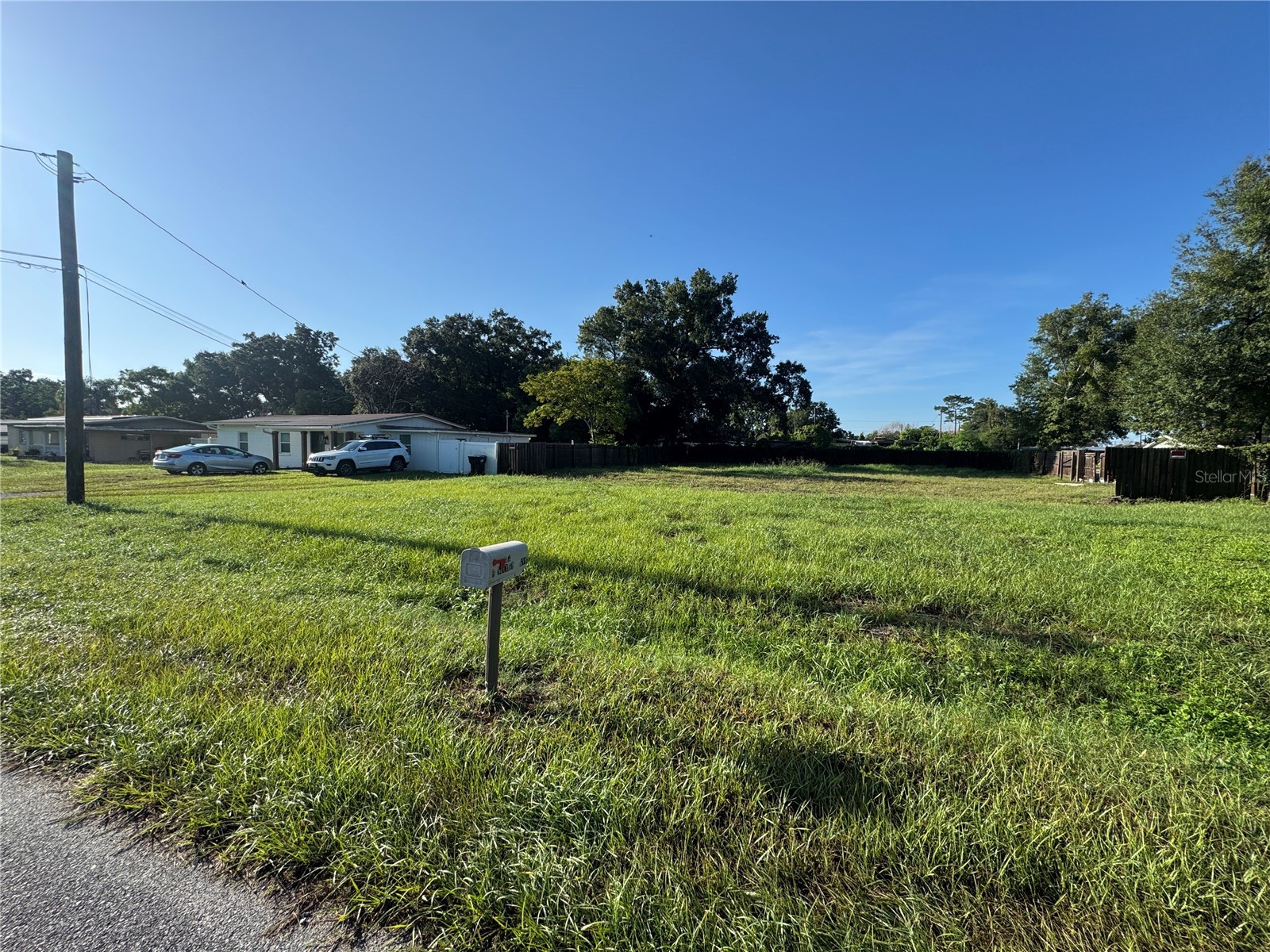 222 W BUCHANON AVENUE