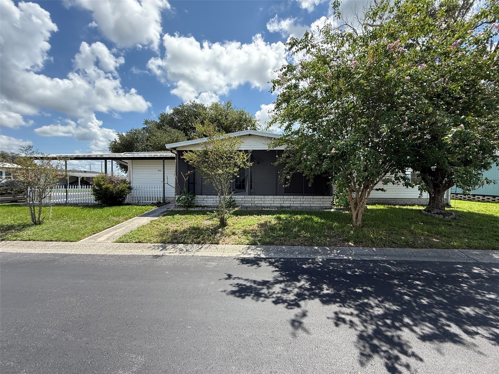 3022 SHORT LEAF STREET