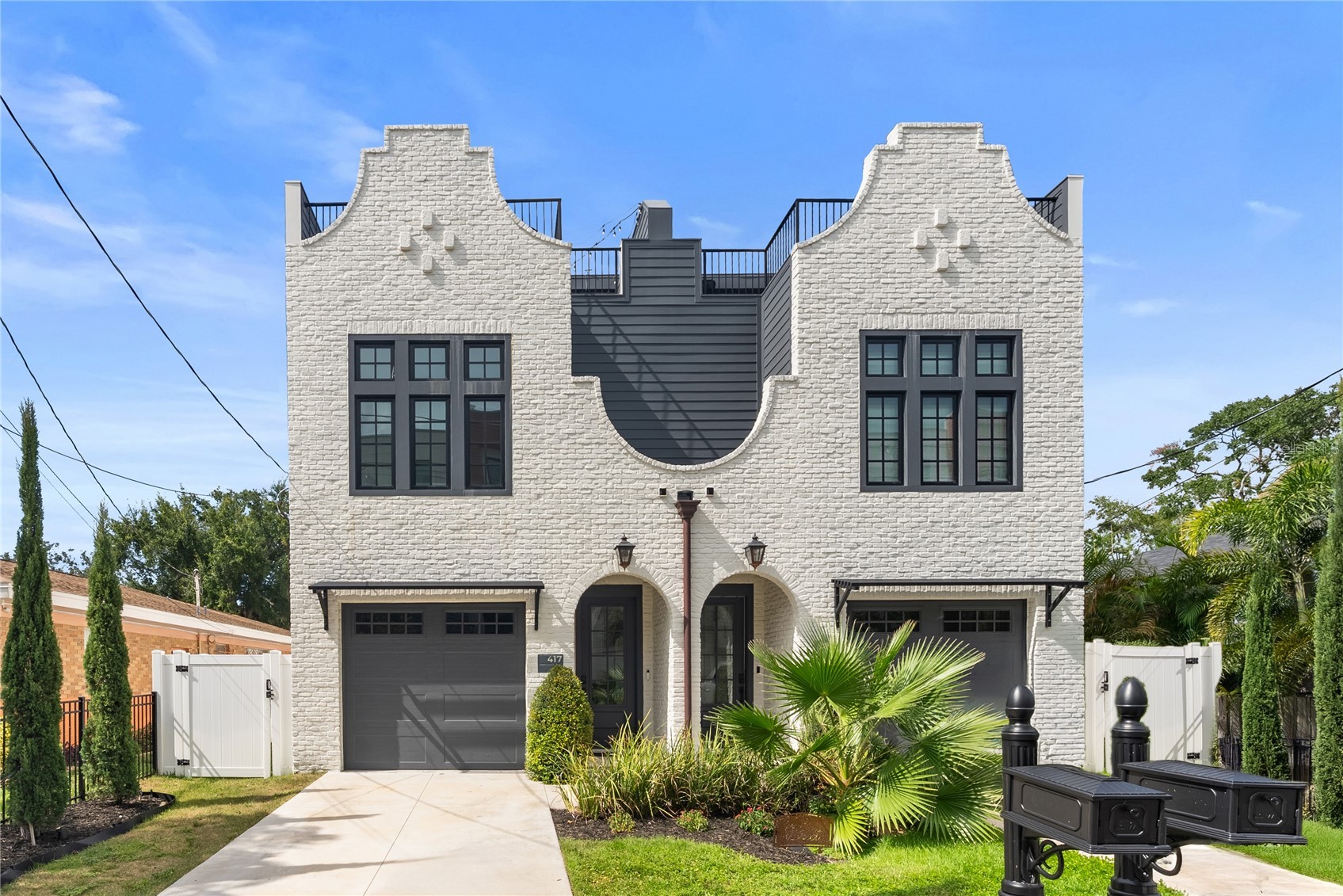 417 W ROSS AVENUE 2
