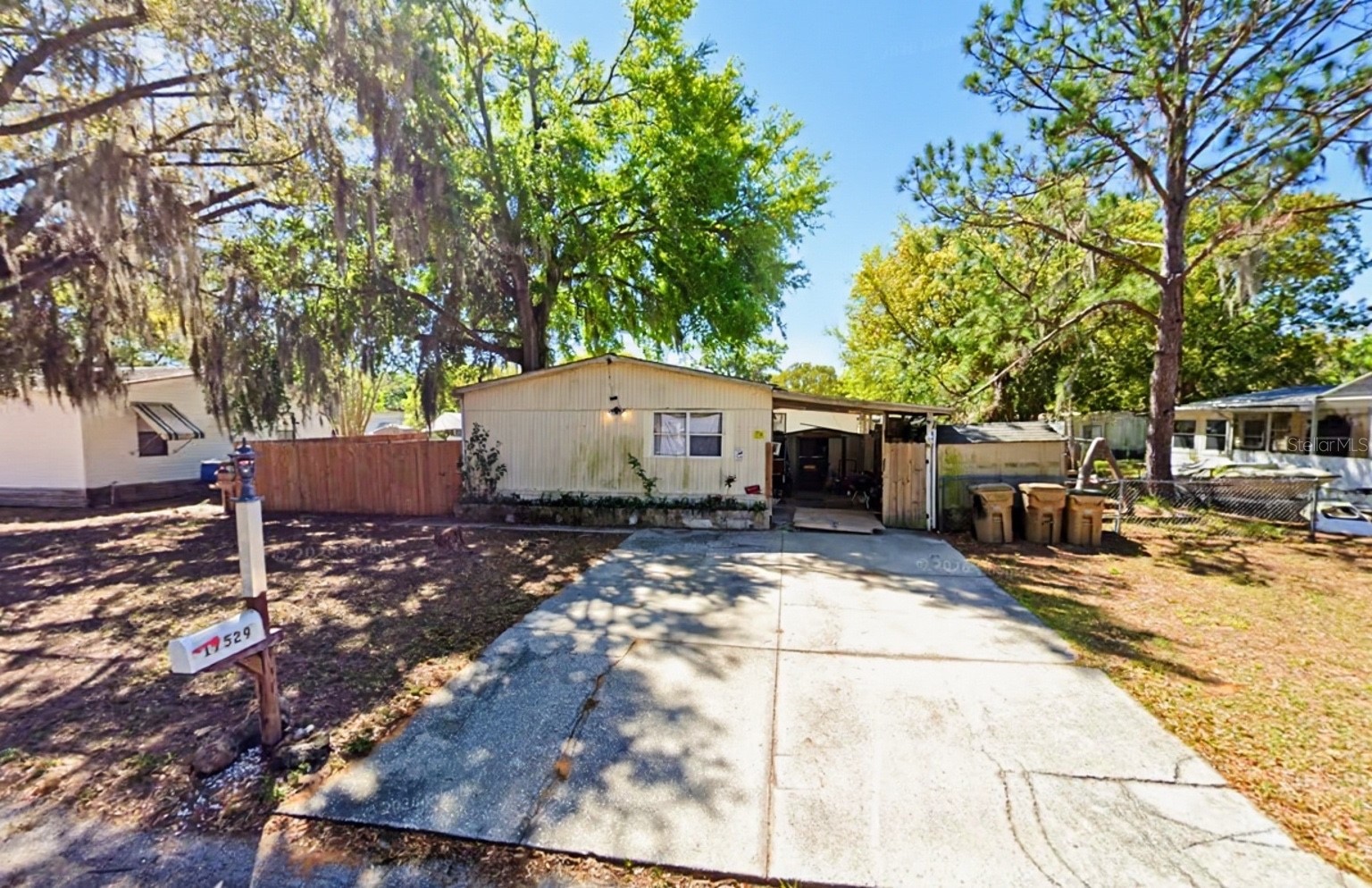 17529 PALM DRIVE