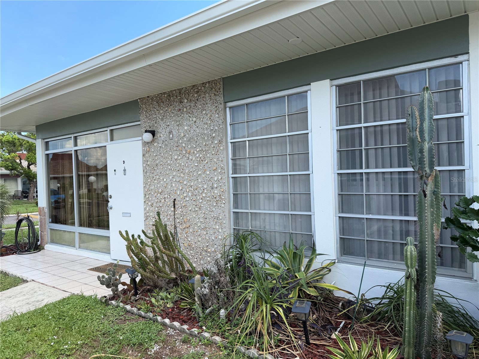 4340 TAHITIAN GARDENS CIRCLE D