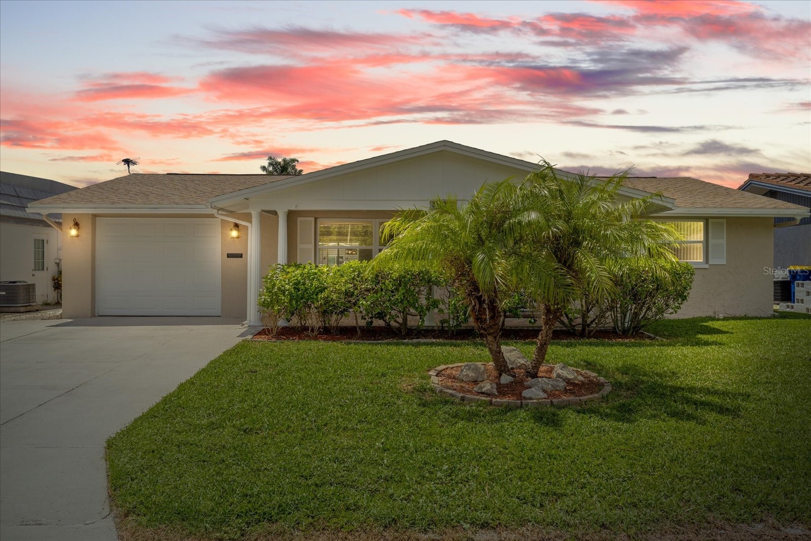 4933 SHELL STREAM BOULEVARD