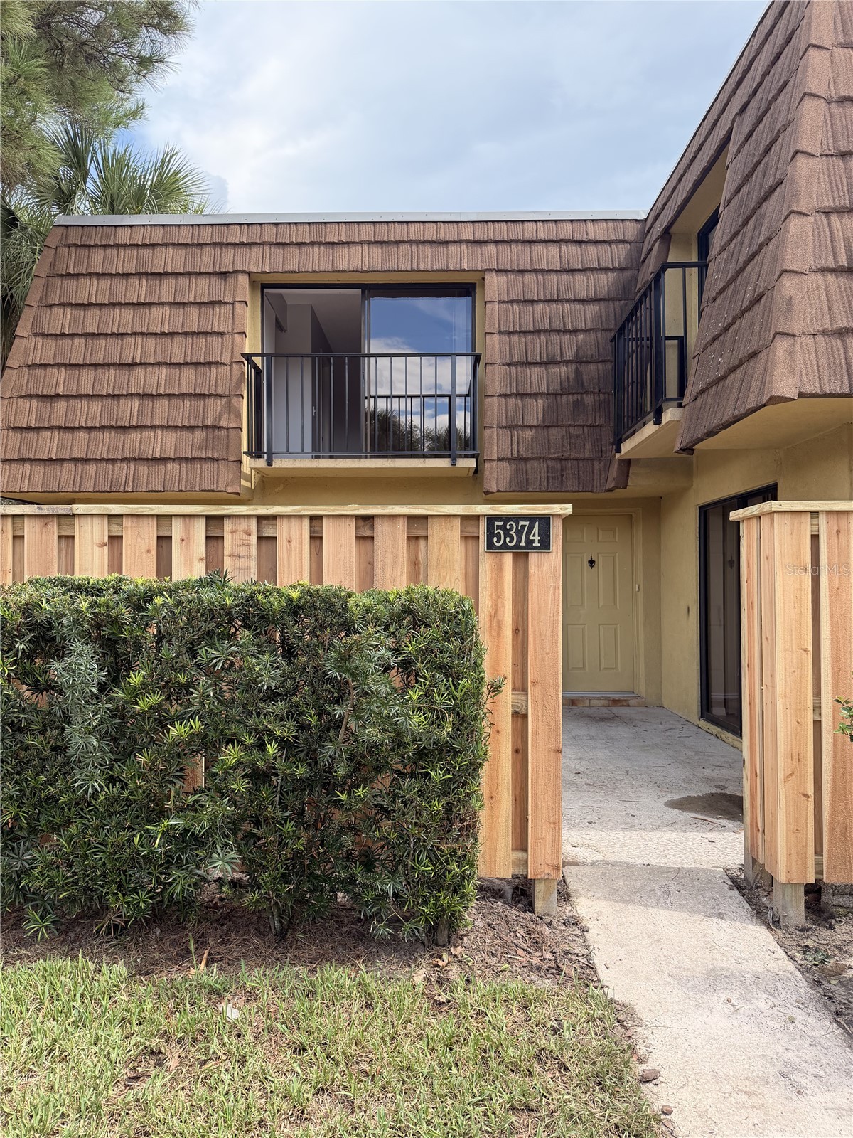 5374 ELM COURT 351
