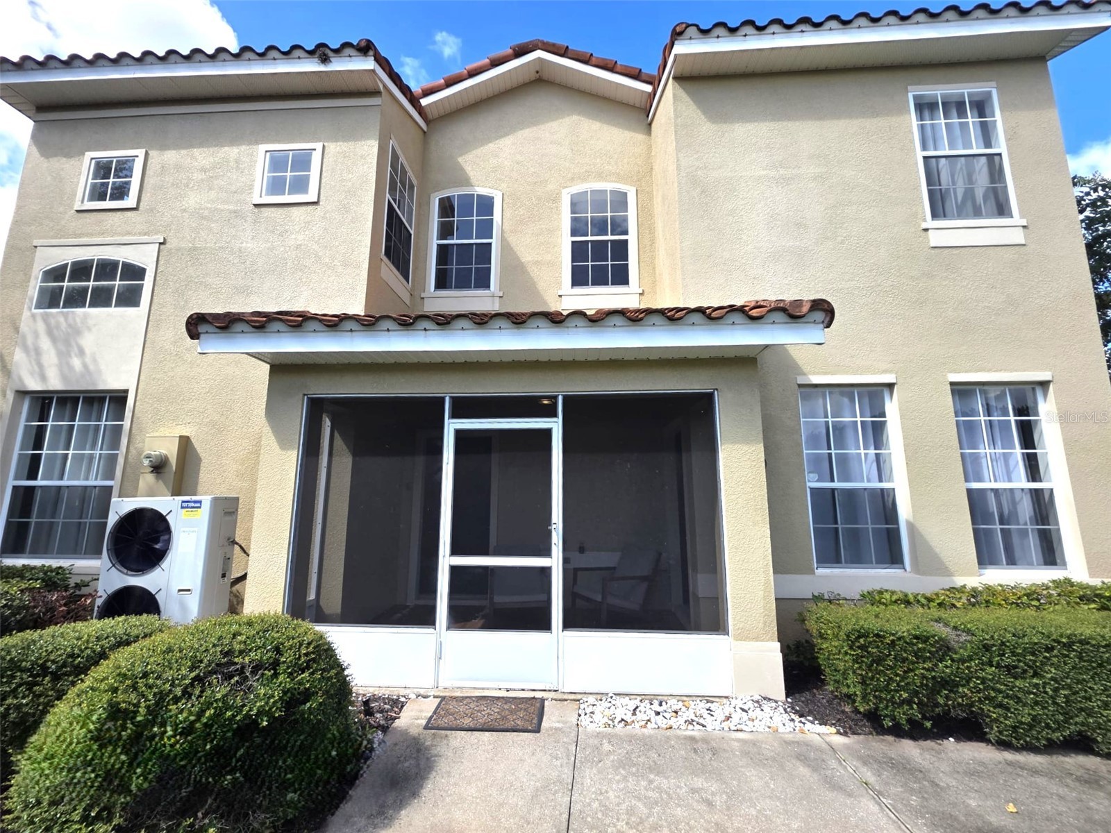 734 MONROE CIRCLE