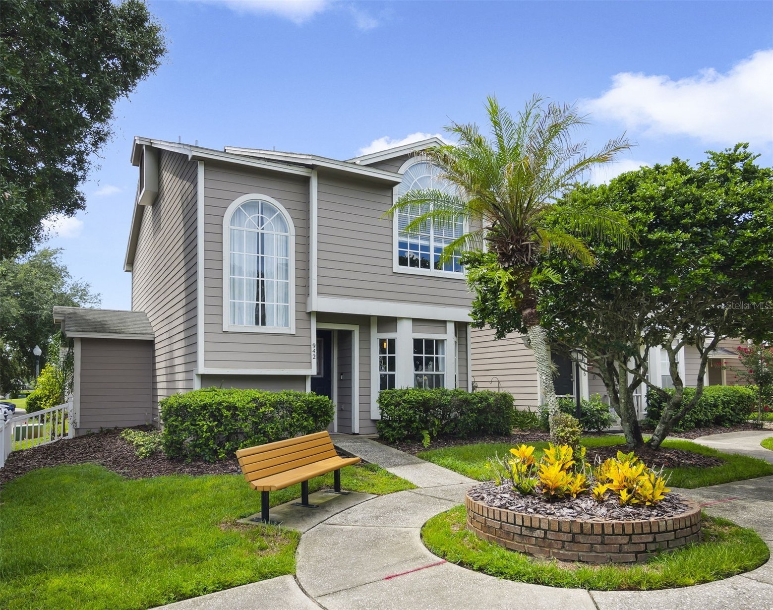 942 SYKES COURT 101