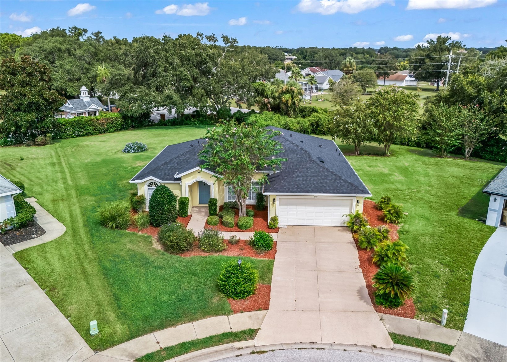 5123 GROVE MANOR