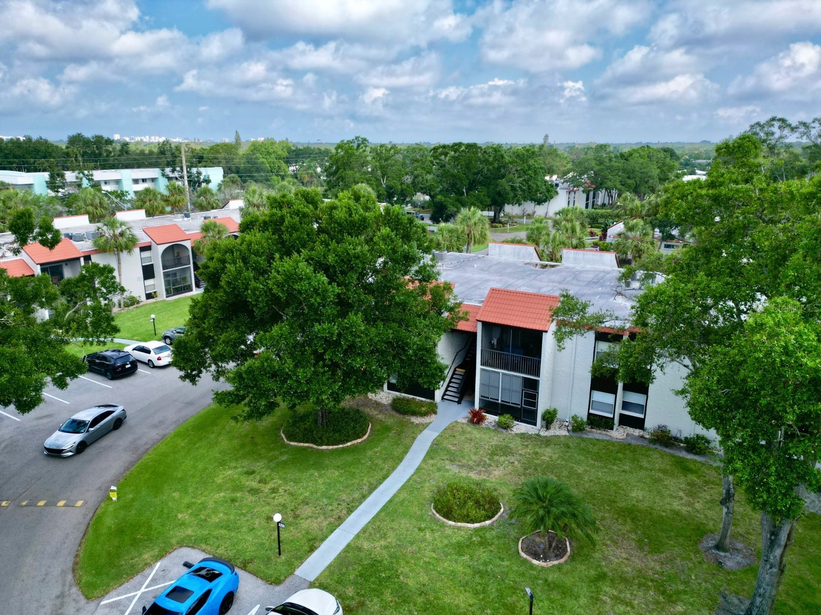 3255 BENEVA ROAD 201