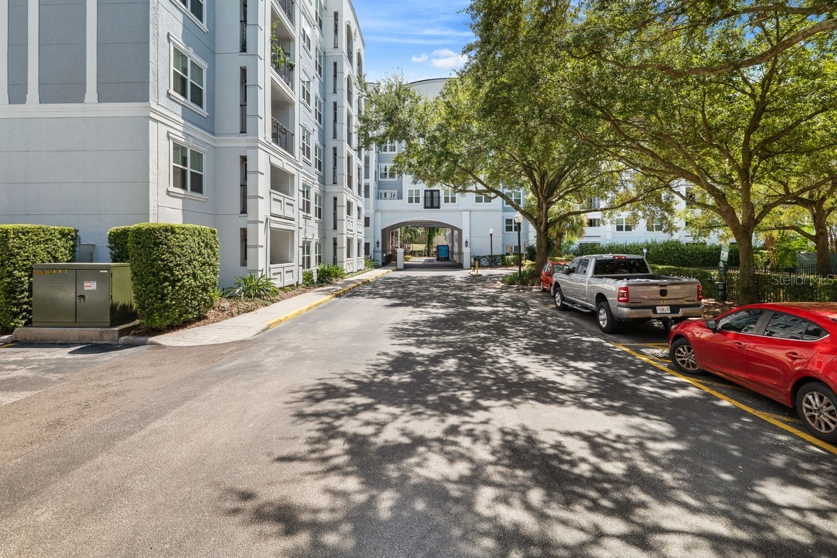 204 E SOUTH STREET 2057
