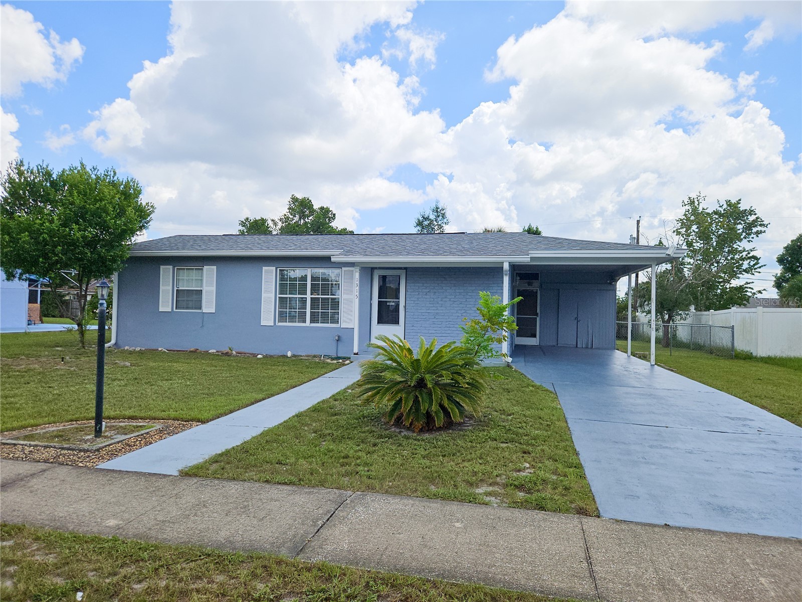 1315 E HANCOCK DRIVE
