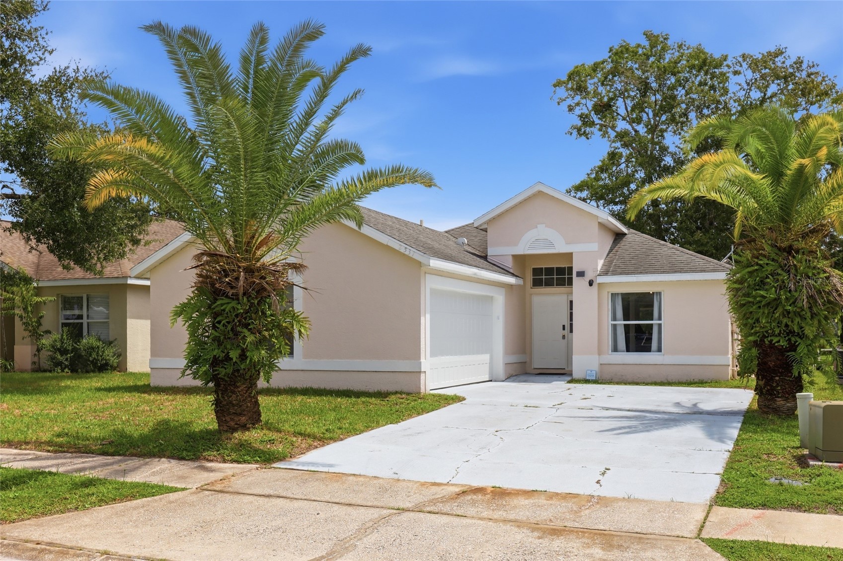 2537 CHATHAM CIRCLE