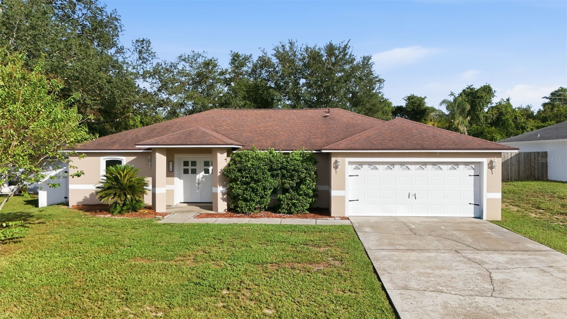 236 COUNTRY LAKES CIRCLE