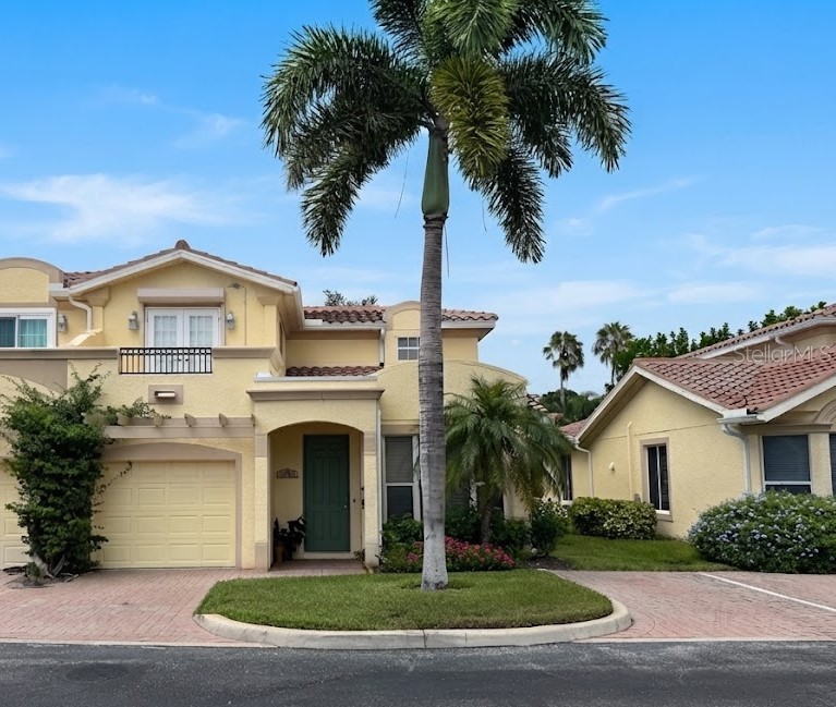 1140 BEACHCOMBER COURT 11