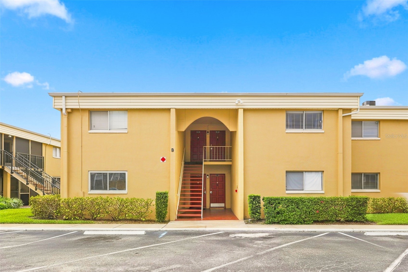 1000 LAKE OF THE WOODS BOULEVARD B202