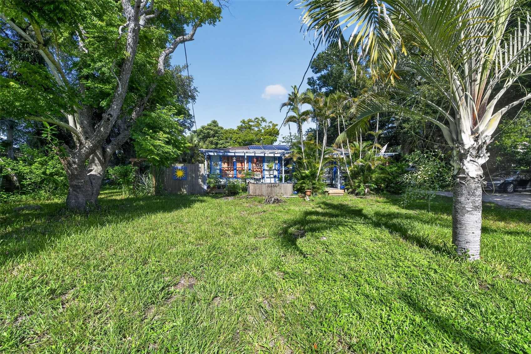 806 35TH STREET W