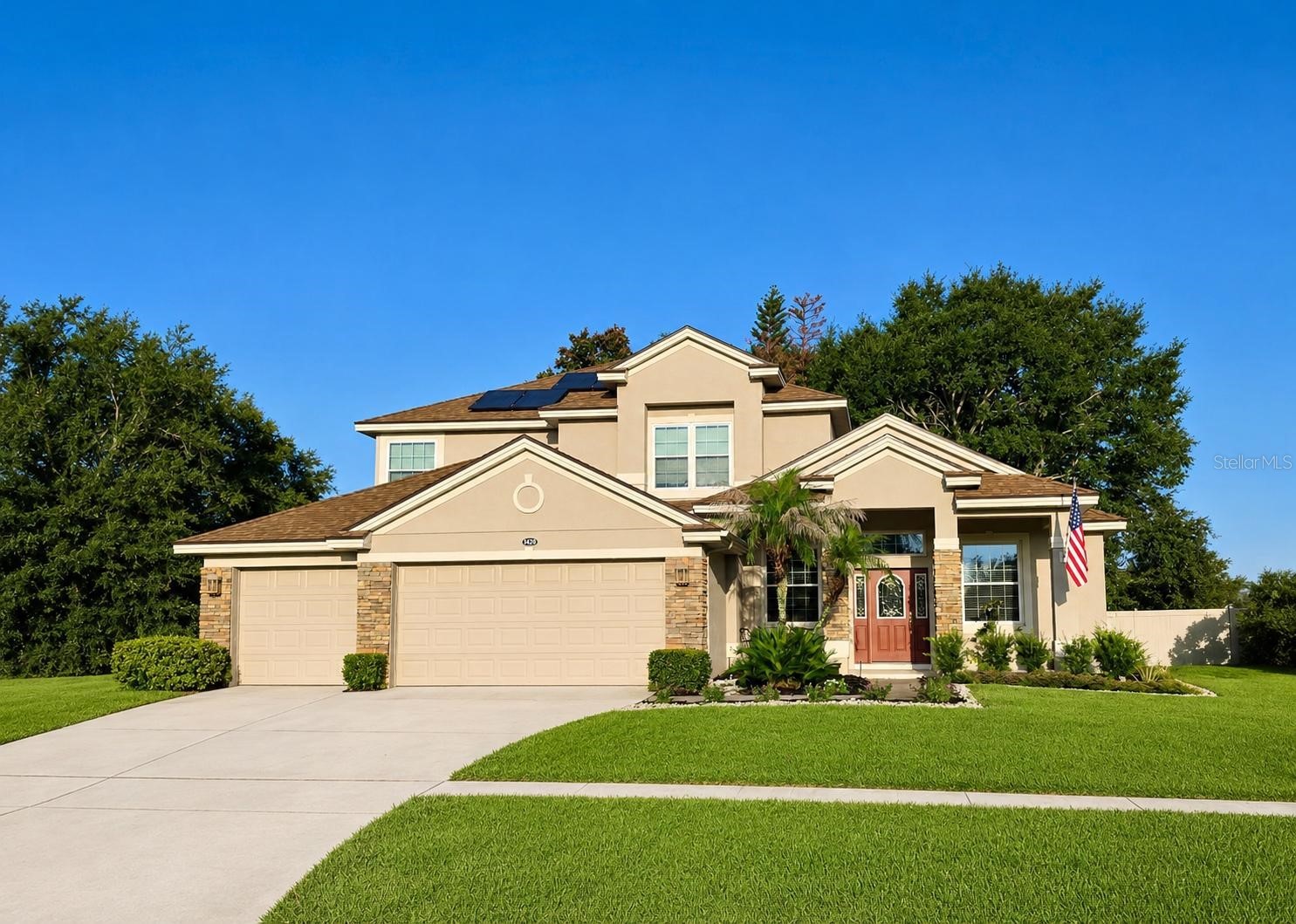 1423 LAKEMIST LANE