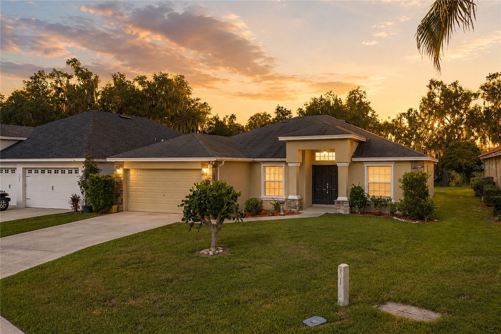 4505 FAIRWAY OAKS DRIVE