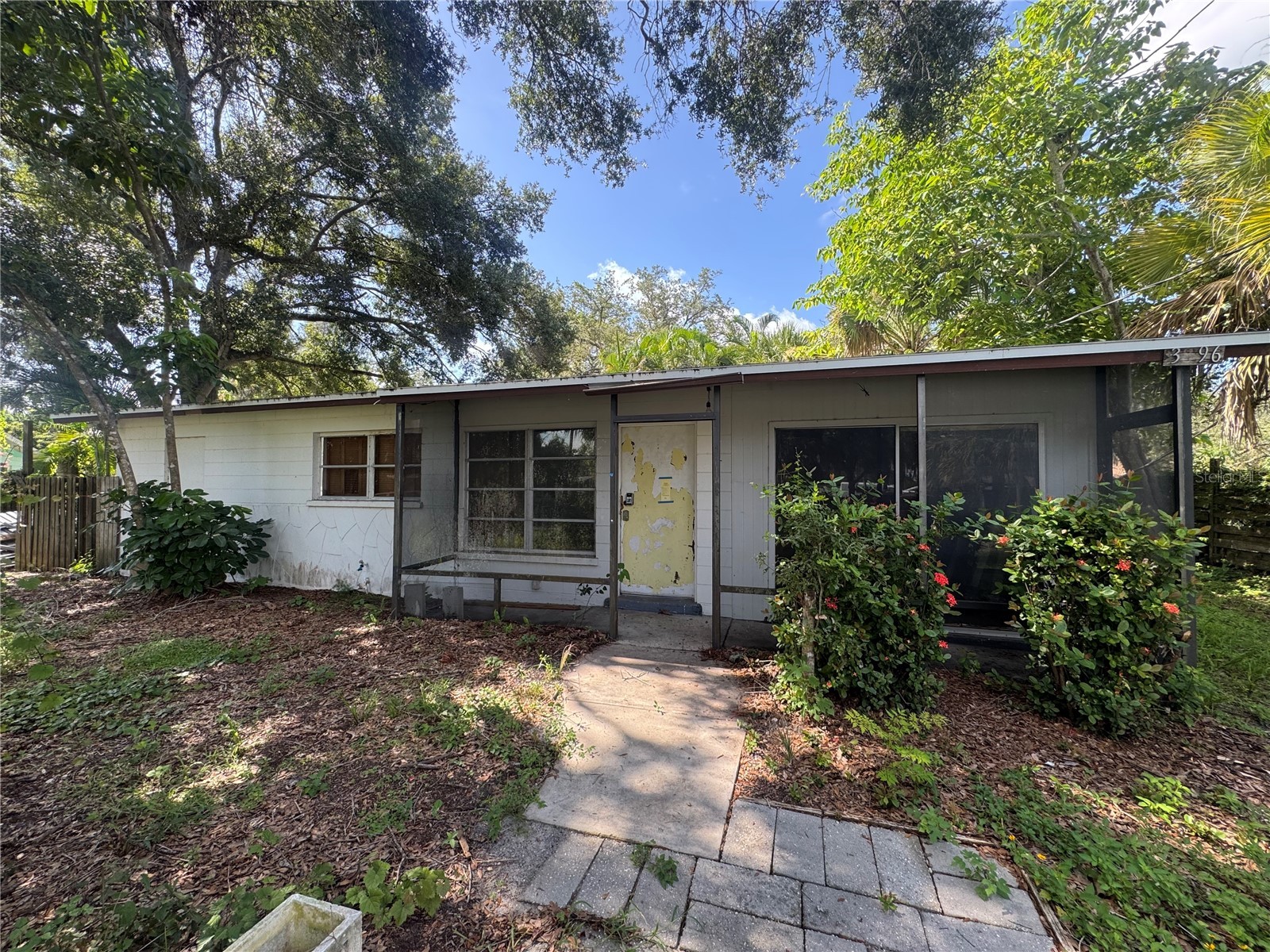 3896 HAWKEYE CIRCLE