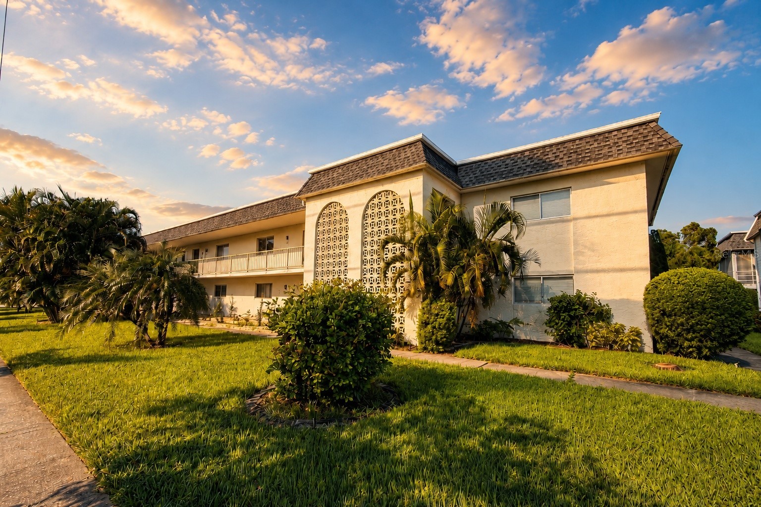 3500 BENEVA ROAD 306