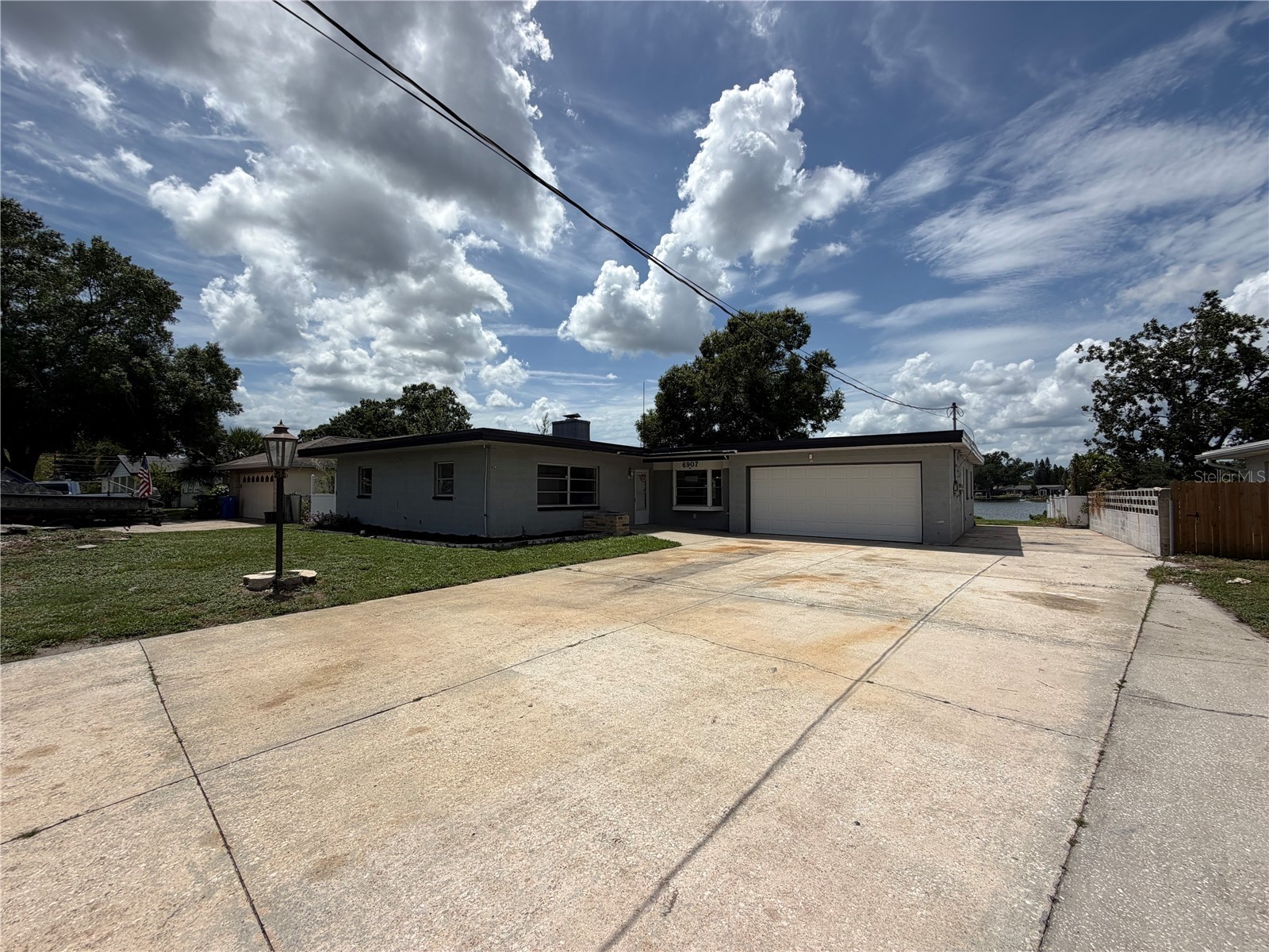 6907 SPENCER CIRCLE