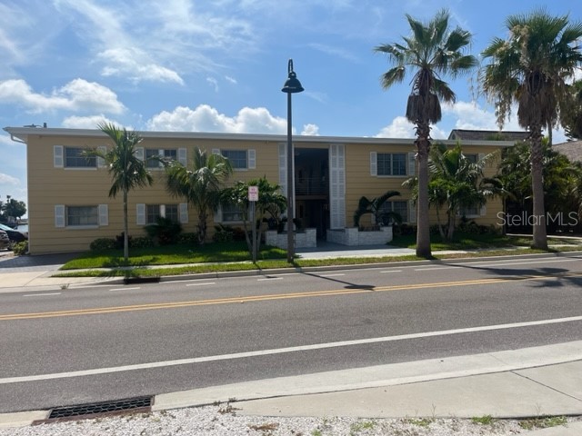 1605 PASS A GRILLE WAY 2