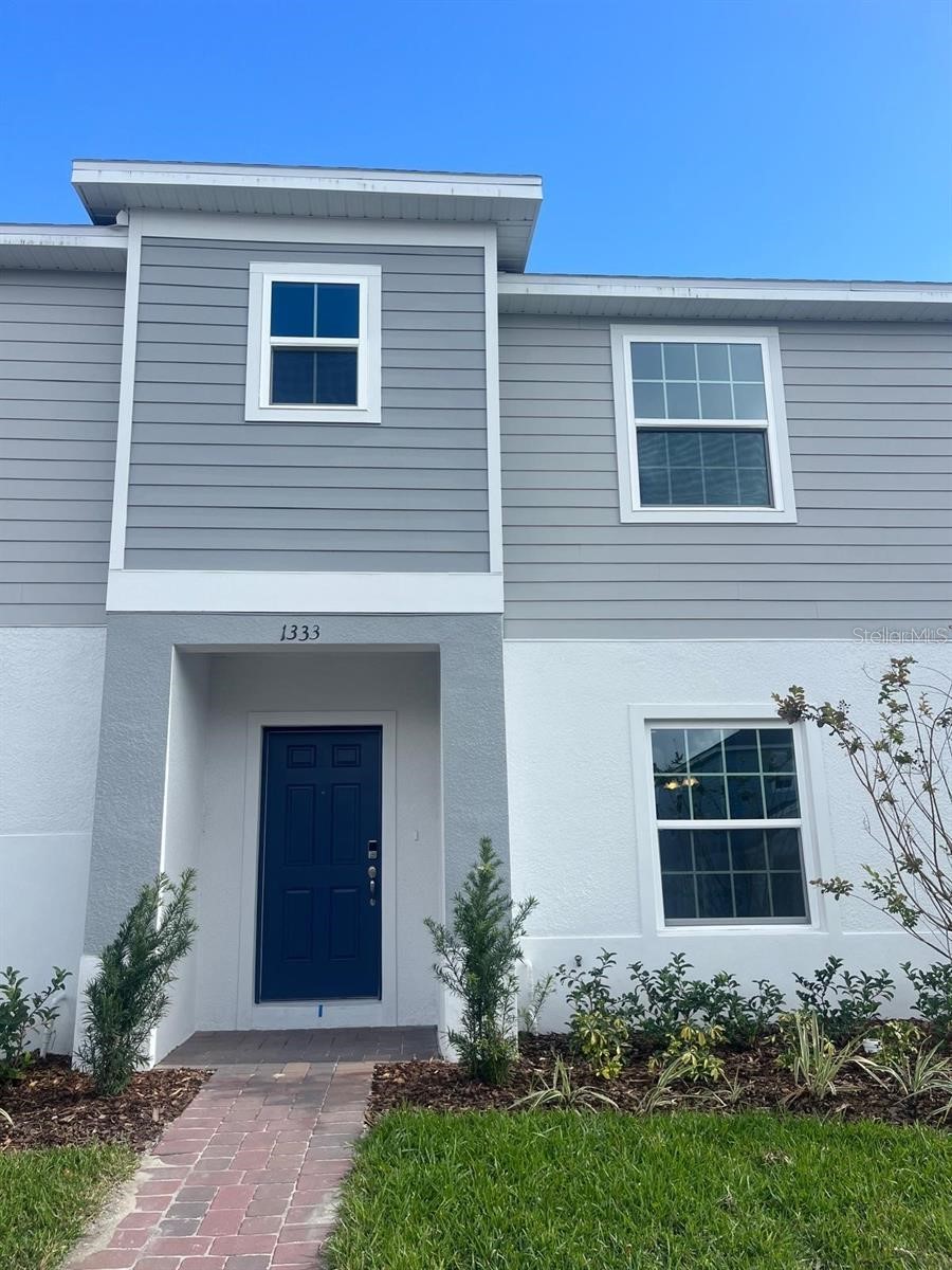 1333 BLAZING STAR LANE