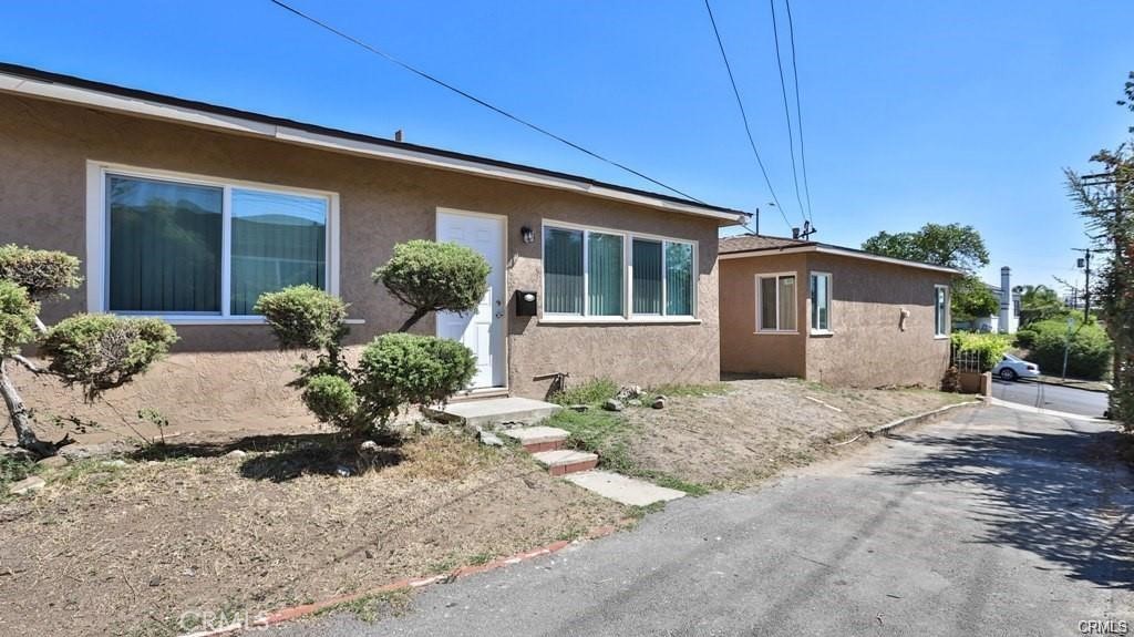 1877 S Cloverdale