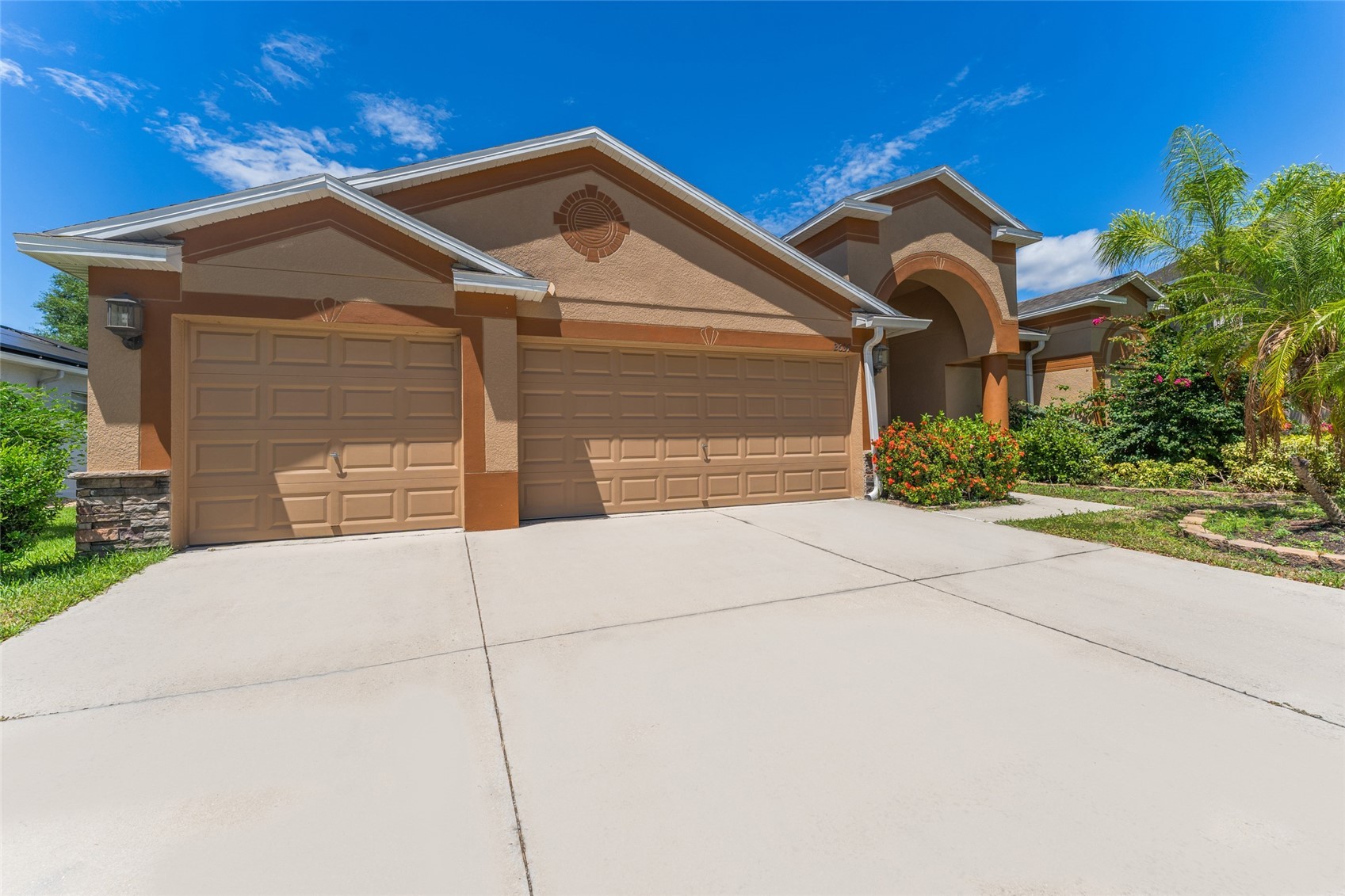 2637 YUKON CLIFF DRIVE