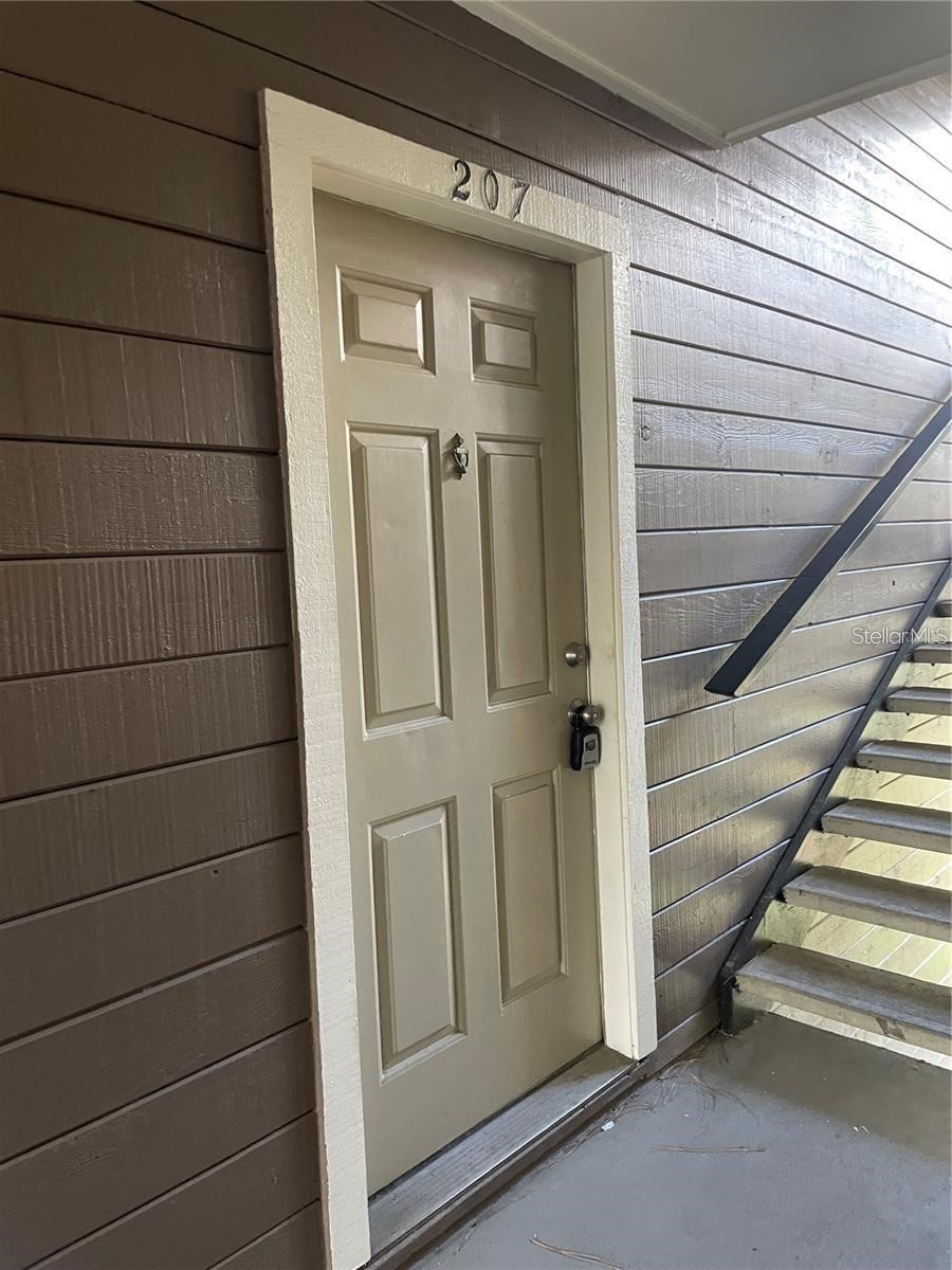 232 AFTON SQUARE 207