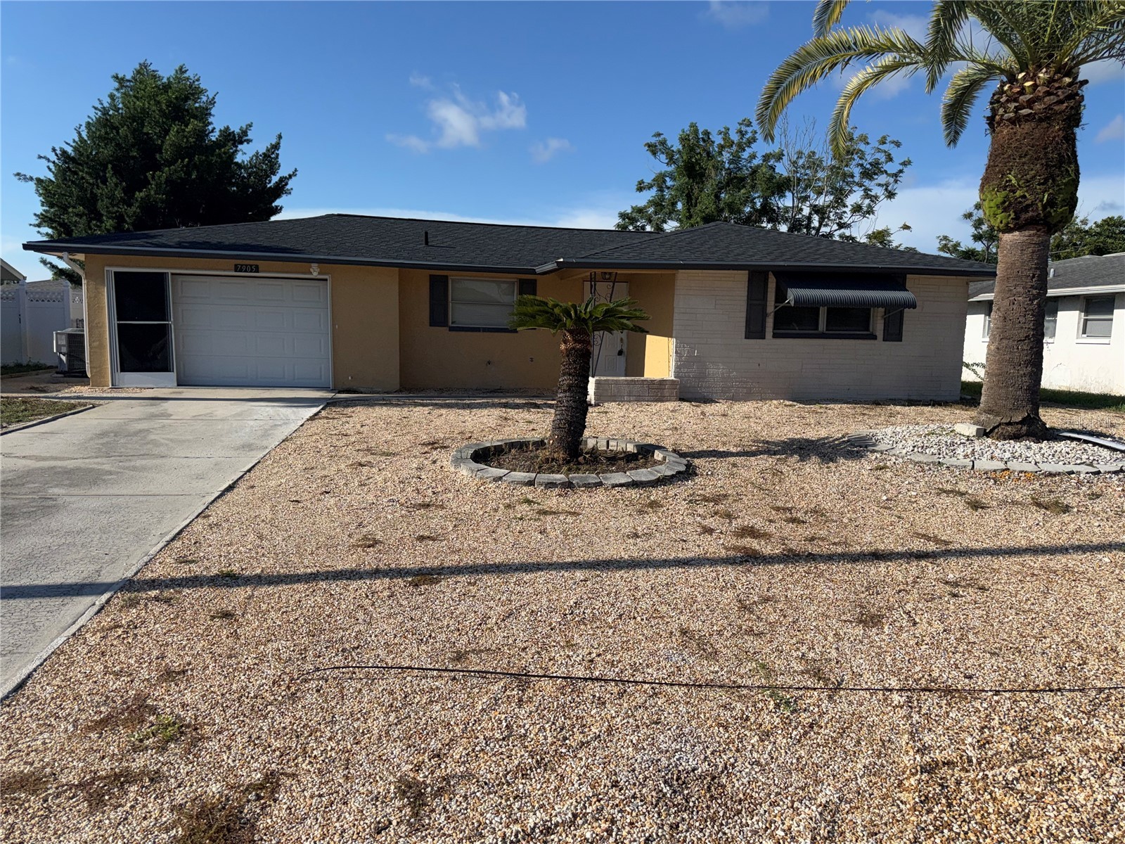 7905 MIMOSA DRIVE