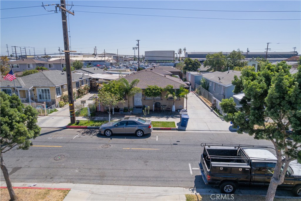 6322 Bissell Avenue