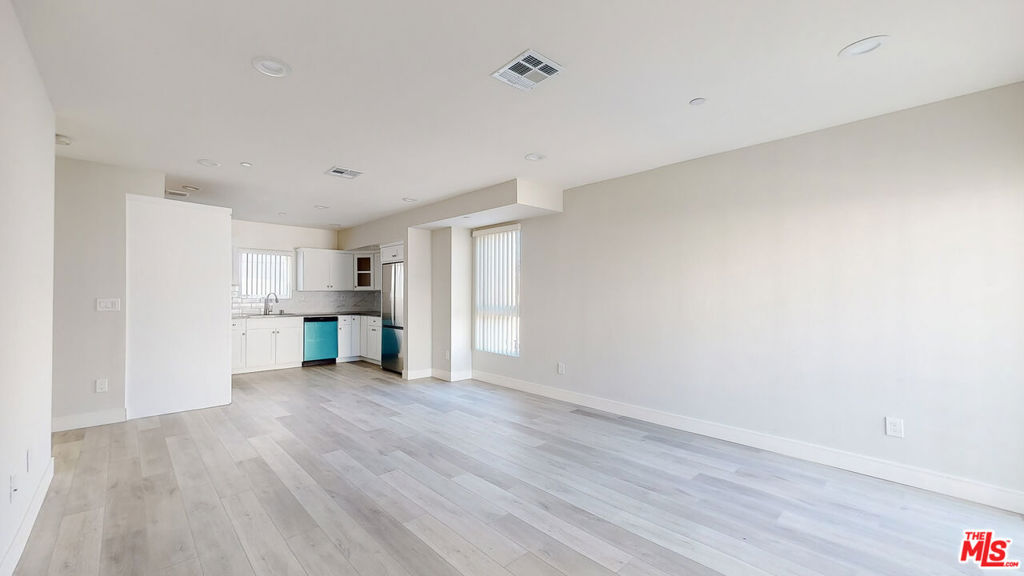 307 Rosemont Avenue 1/2