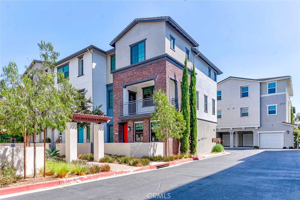 6996 Cottonwood Lane