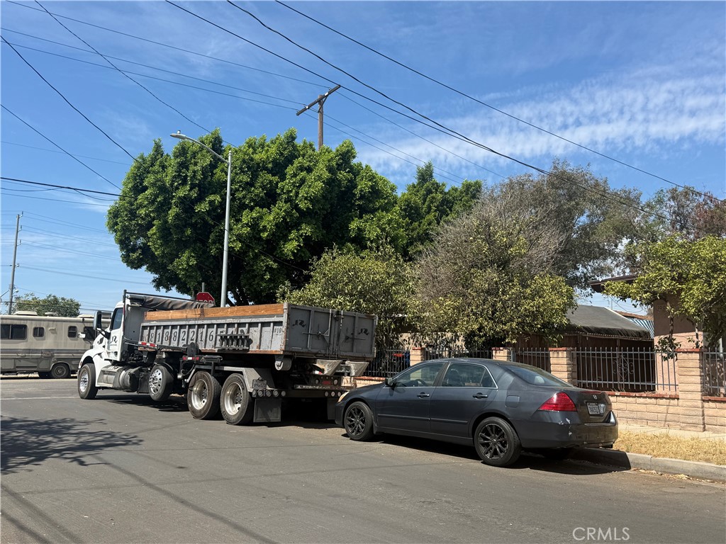 10004 San Fernando Road