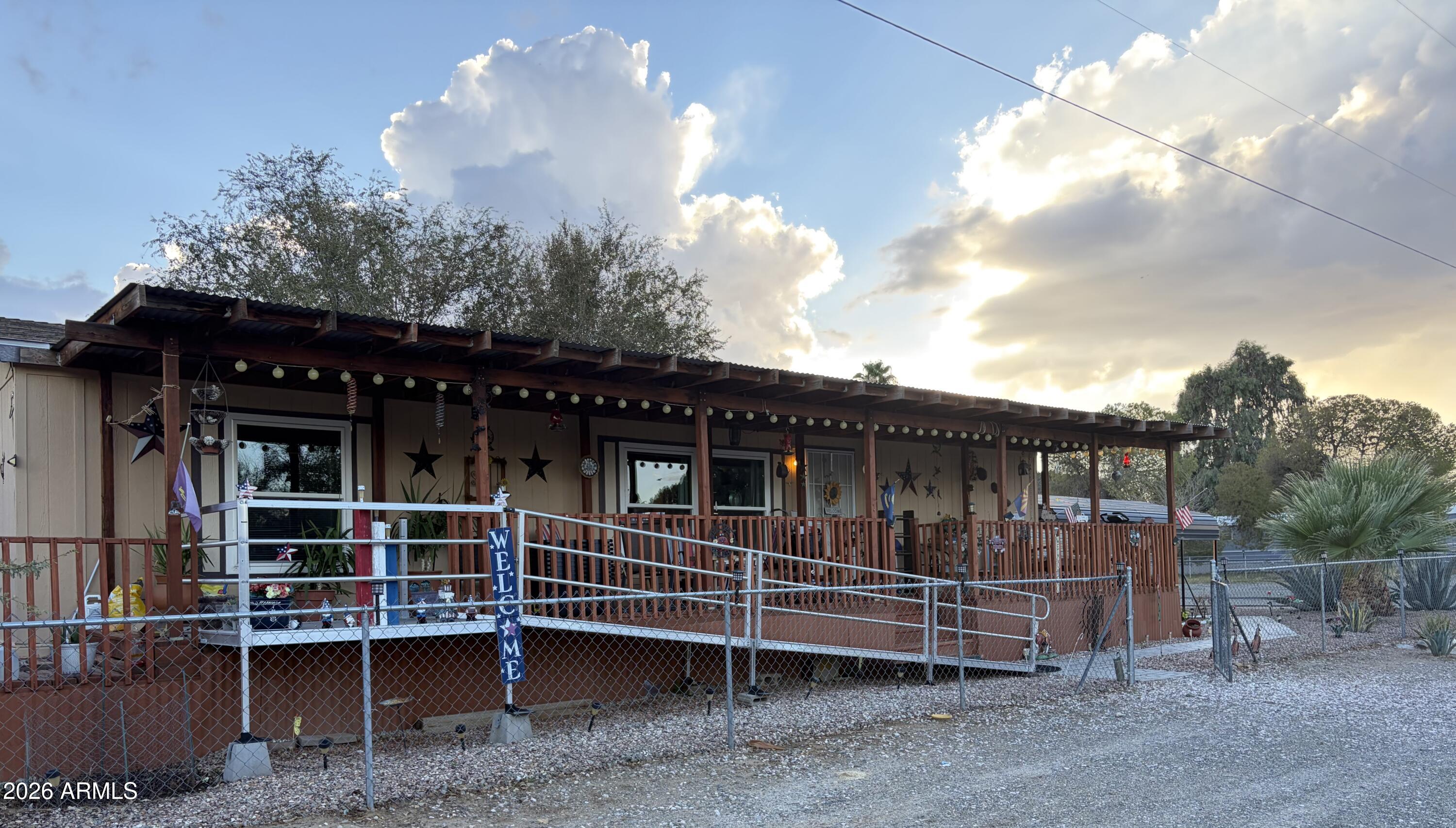 71118 DATE Avenue, Wenden, AZ 85357