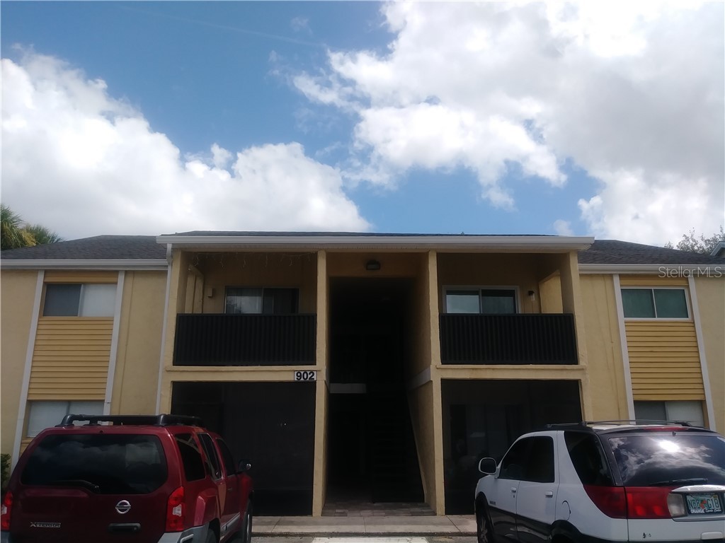 902 LAKE DESTINY ROAD B