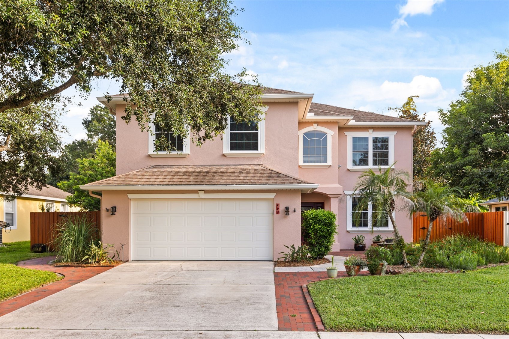 425 CARRIAGE WAY COURT
