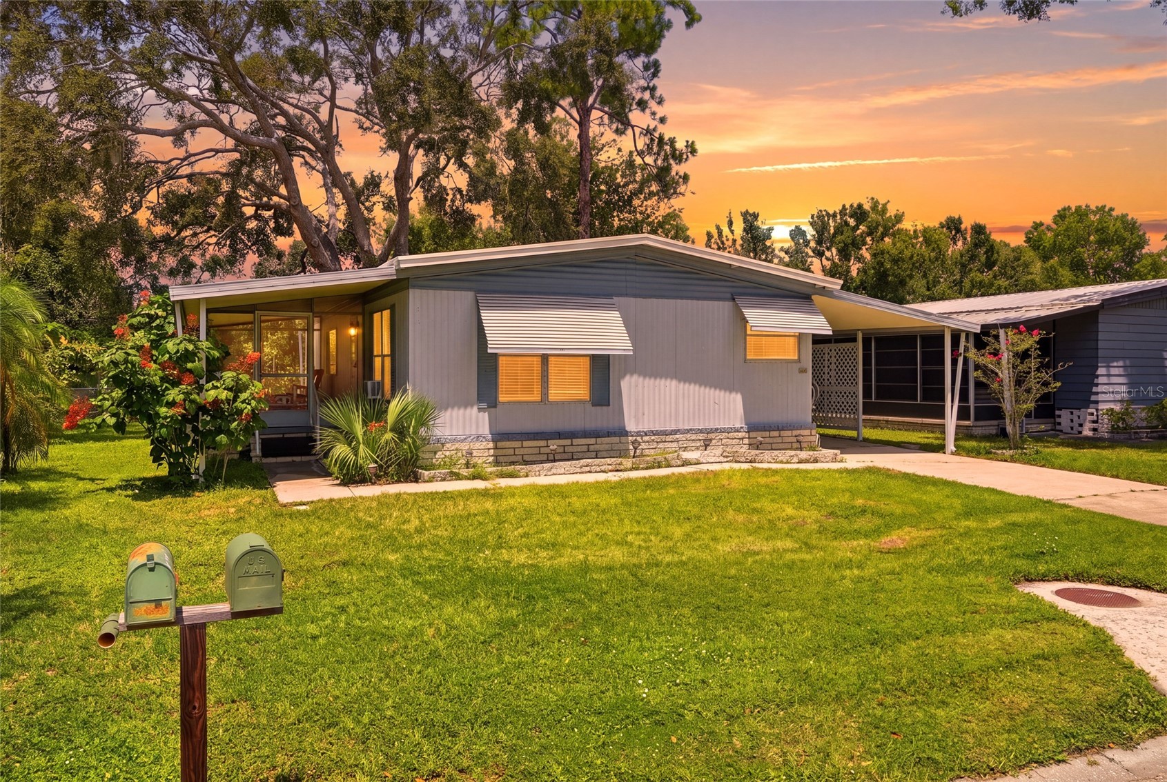 8819 SHELDON WEST DRIVE