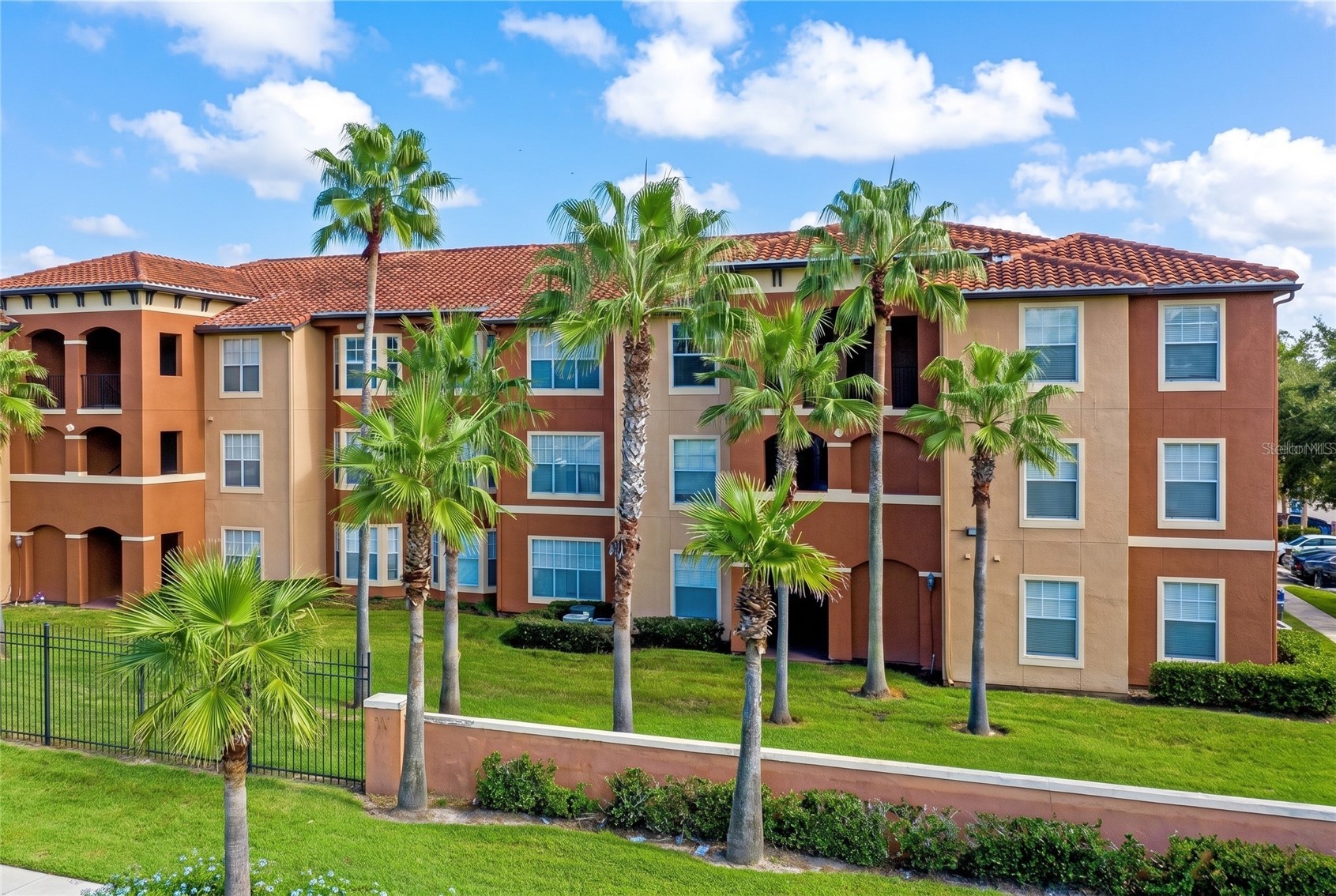 5500 METROWEST BOULEVARD 211