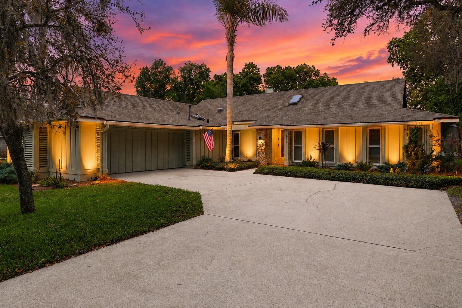 550 BOTTLEBRUSH COURT